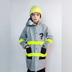 Kids raincoat size 4/5